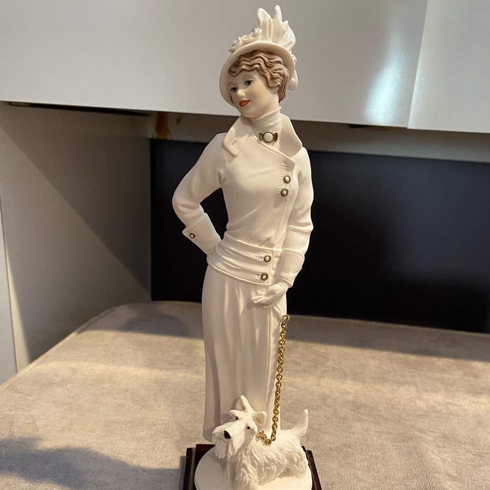 Giuseppe Armani Original Figurine